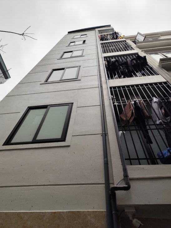 – BÁN TÒA CĂN HỘ DỊCH VỤ LÔ GÓC PHỐ LAI XÁ – HOÀI ĐỨC. DÒNG TIỀN 600TR/NĂM. 6 TẦNG THANG MÁY THIẾT