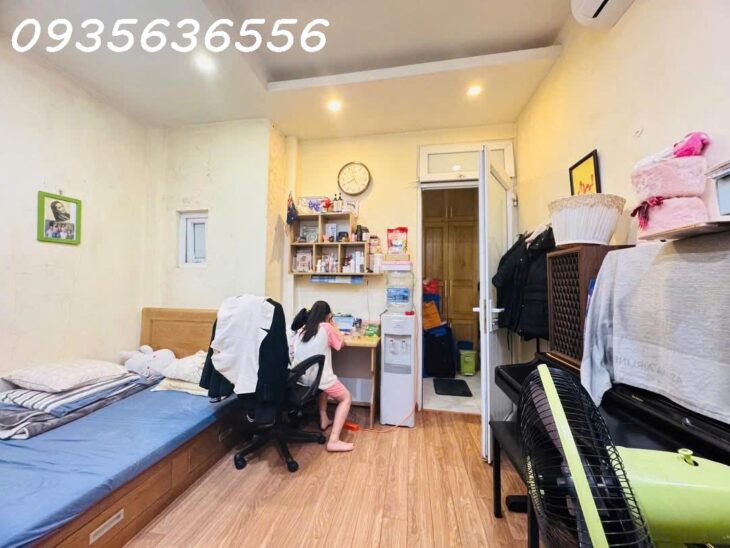 BÁN NHÀ LÔ GÓC KINH DOANH –TRƯƠNG ĐỊNH – 38M² x 4 TẦNG – MT 5.2M – GIÁ 8.x TỶ