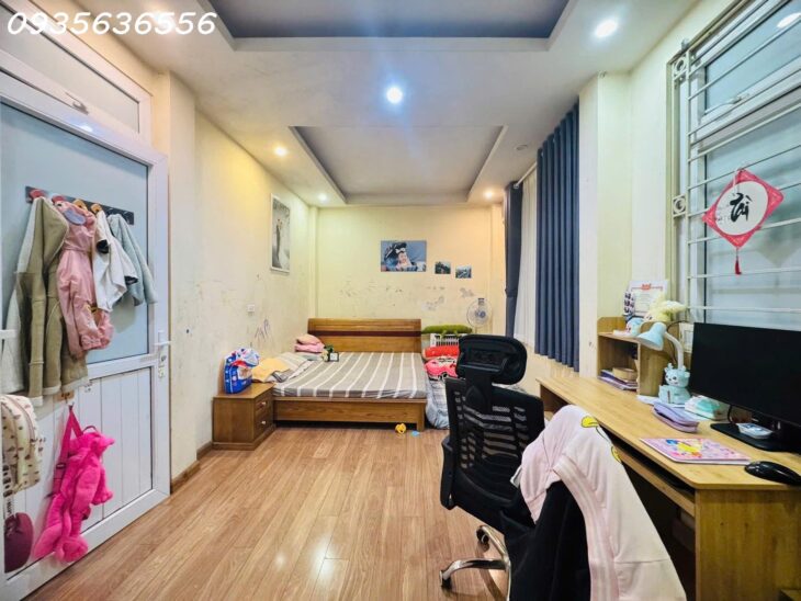 BÁN NHÀ LÔ GÓC KINH DOANH –TRƯƠNG ĐỊNH – 38M² x 4 TẦNG – MT 5.2M – GIÁ 8.x TỶ