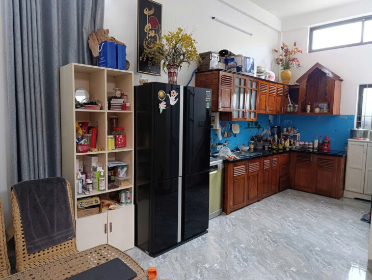 Bán nhà 2 tầng 2 mê kiệt ô tô Nguyễn Sinh Cung sát Siêu Thị Gia Lạc cách mặt tiền 30m