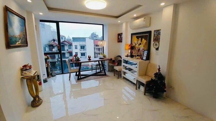 MẶT PHỐ ÂU CƠ – KINH DOANH ĐỈNH – ÔTÔ 7 CHỖ VÀO NHÀ – GIÁ CHỈ 9 TỶ !