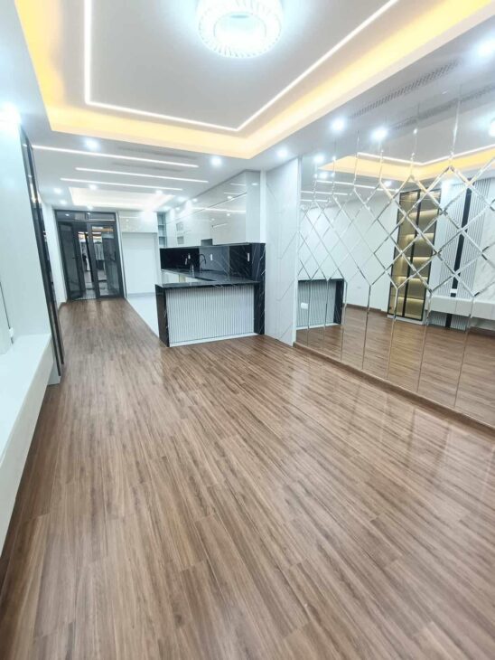 MẶT NGÕ TAM TRINH – ÔTÔ TRÁNH, VÀO NHÀ – 6 TẦNG THANG MÁY – GIÁ 17 TỶ