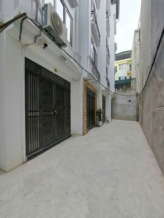 Cần Bán Nhà Nam Dư Lĩnh Nam 32m 5Tầng 4 Phòng Thất Giá 4.95 Tỷ Sổ Riêng