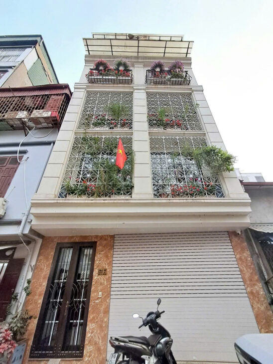 Bán nhà Ngõ Phố Ngọc Hà , Ba Đình, HN .DT 55M2, 5Tầng ,MT 5.5M . GIÁ 20 TỶ