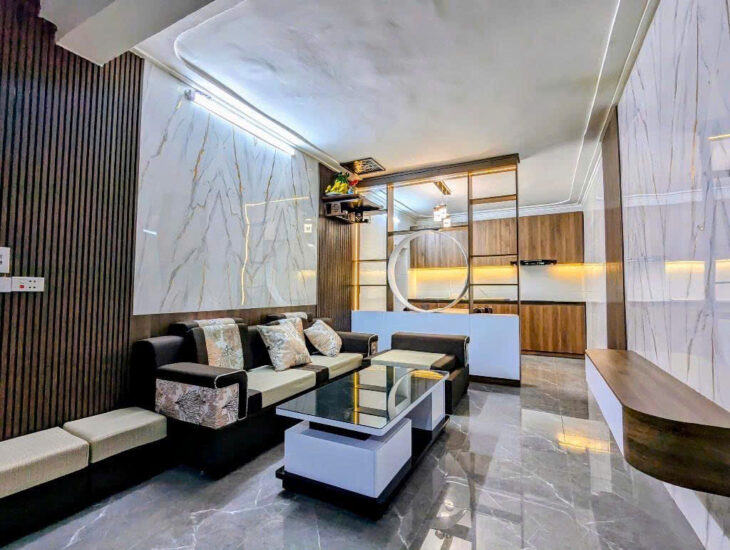 TẦNG 1 KINH DOANH/ Ở SIÊU ĐỈNH – 65m/ 2 Kiot bán hàng – 30m RA PHỐ KIM MÃ/ LA THÀNH – NGÕ OTO THÔNG
