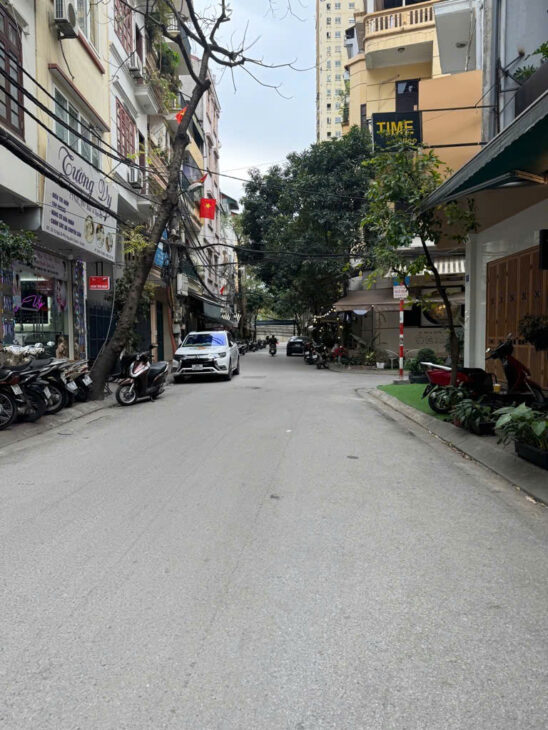 BÁN GẤP PHÂN LÔ TRUNG KÍNH, ÔTÔ TRÁNH, KINH DOANH ĐA DẠNG, 65M² x 5T GIÁ 19 TỶ 185