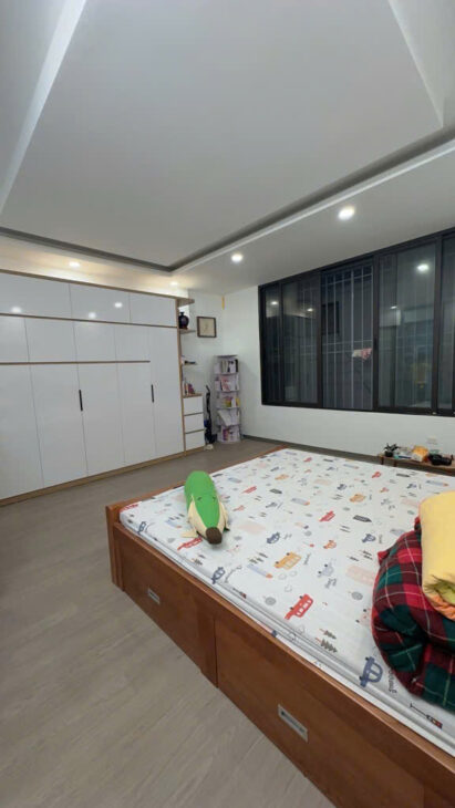 PHỐ VIP THANH XUÂN, DÂN TRÍ CAO, CHỦ CẦN BÁN GẤP, GIÁ CHỈ 8.6 TỶ.