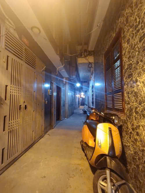 MINH KHAI-HAI BÀ TRƯNG, NHÀ MỚI ĐẸP , 9,3TỶ/42M2 , NGÕ VĂN MINH, SẠCH SẼ. SỔ VUÔNG, ĐẸP.d