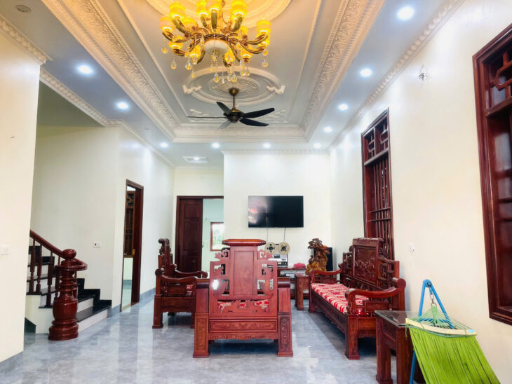 Sở hữu mảnh đất rộng hơn 303m2, mặt tiền gần 10m mặt đường Ql21A, cách trung tâm thành phố Phủ Lý,