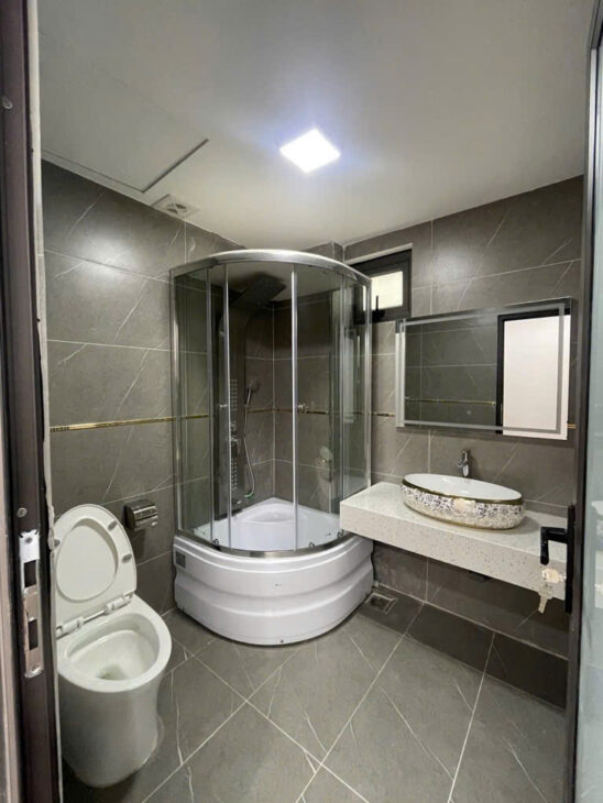 BÁN NHÀ PHAN KẾ BÍNH – LONG LANH – 7 TẦNG THANG MÁY – NGÕ THÔNG KD – DT50M2 – 16,5 TỶ