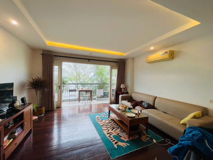 BÁN NHÀ MẶT HỒ TÂY LỘNG GIÓ – DÂN XÂY TÂM HUYẾT – CỰC CHẤT ĐẾN TỪNG MILIMET – 95M2X5T – 95 TỶ