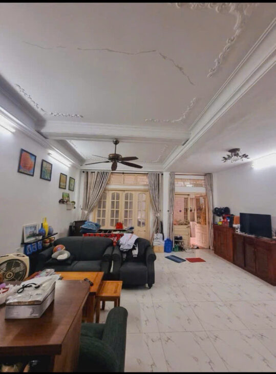 BÁN NHÀ ĐẸP – NGÕ THÔNG – HÀO NAM GẦN 318 ĐÊ LA THÀNH – GIÁ 13.5 TỶ!