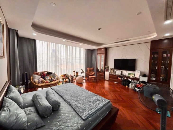 BÁN GẤP PHÂN LÔ TRUNG HÒA, VỈA HÈ, ÔTÔ TRÁNH, KINH DOANH, 54M² GIÁ 18 TỶ 450