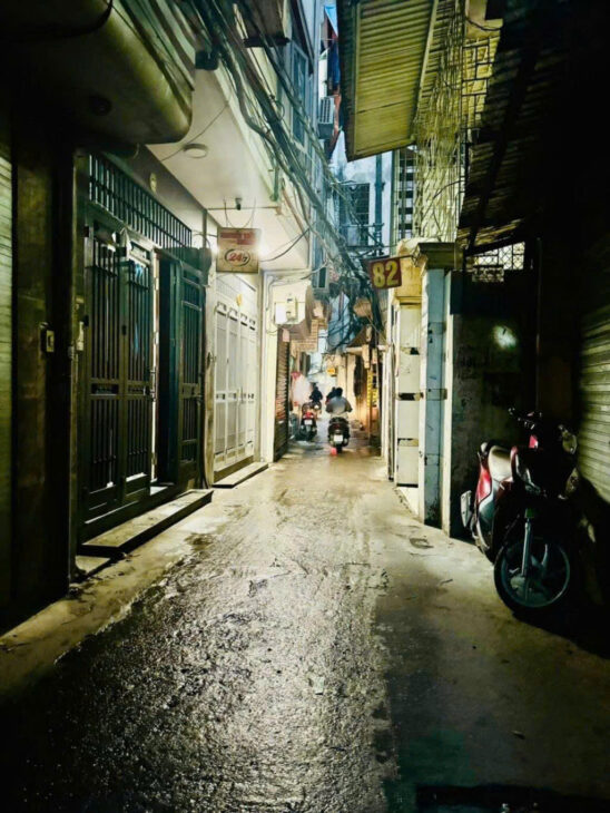 LÔ GÓC – NỞ HẬU ĐÓN LỘC – THANG MÁY – NHÀ ĐẸP Ở NGAY VÀ LUÔN!