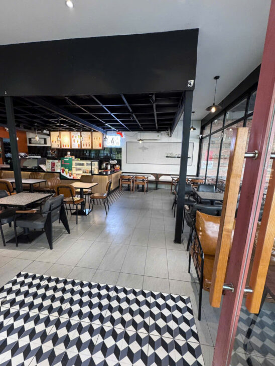 Sang Quán 2 Mặt Tiền, Mặt Bằng Đẹp Tại Thủ Dầu Một – Diện Tích 220m², Giá Thuê Siêu Hấp Dẫn. Liên
