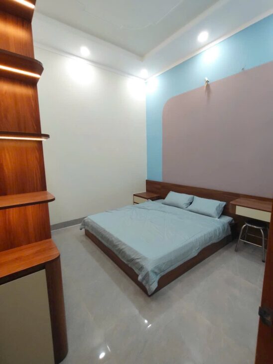 KẸT TIỀN NGÂN HÀNG NÊN CẦN BÁN GẤP NHÀ PHỐ 1 TRỆT 2 LẦU