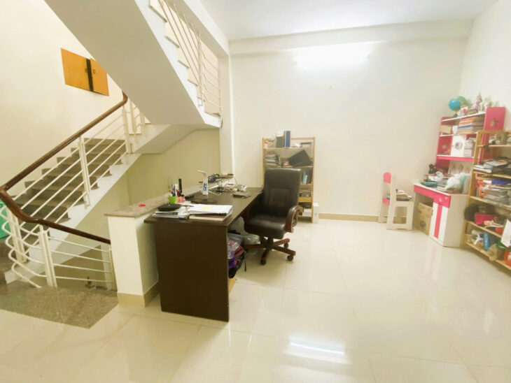 BÁN NHÀ 3 LẦU BÊN HÔNG GIGAMALL – ĐƯỜNG 20 HIỆP BÌNH CHÁNH – THÀNH PHỐ THỦ ĐỨC
