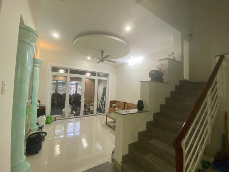 BÁN NHÀ 3 LẦU BÊN HÔNG GIGAMALL – ĐƯỜNG 20 HIỆP BÌNH CHÁNH – THÀNH PHỐ THỦ ĐỨC