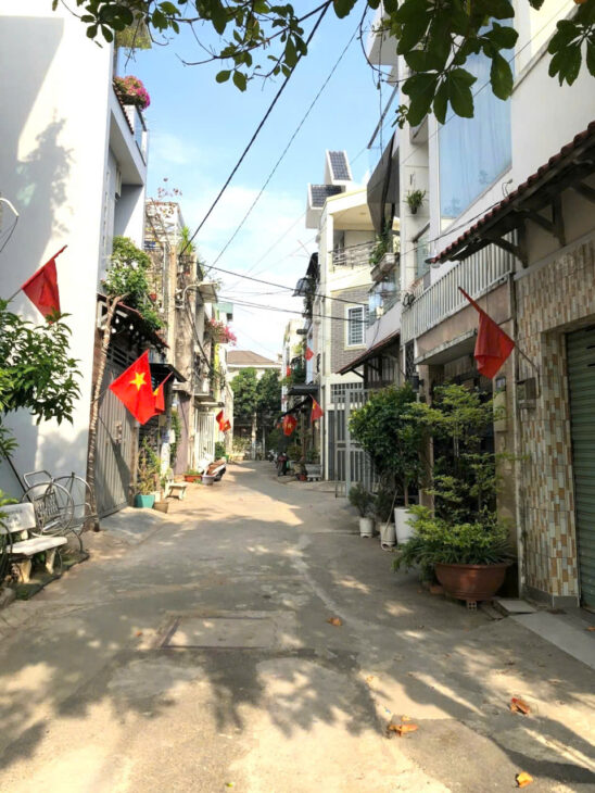 Đất Phân Lô Mới Về, Hẻm Xe Hơi, Gần Chợ Long Trường, Q9, DT 60m2, Chỉ 3.3tl