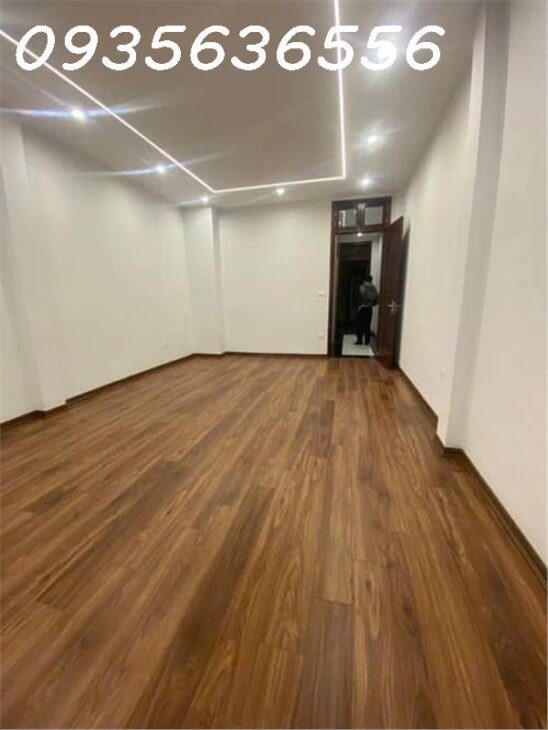 ĐỊNH CÔNG – NHÀ ĐẸP 5 TẦNG THANG MÁY – Ô TÔ VÀO NHÀ – KINH DOANH ĐỈNH – SÁT PHỐ 2.5 DT 63M² – GIÁ