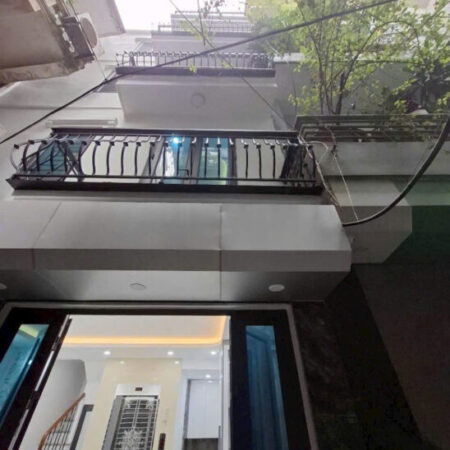 QUAN NHÂN-THANH XUÂN 32 M, 6 TẦNG, THANG MÁY NHẬP KHẨU, Ô TÔ ĐỖ CỬA, 30 RA Ô TÔ TRÁNH, NGÕ THẲNG