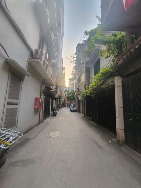 NHÀ LÁNG HẠ MỚI XÂY – 35M2 X 5 TẦNG – MT 5M- GIÁ 7.5 TỶ