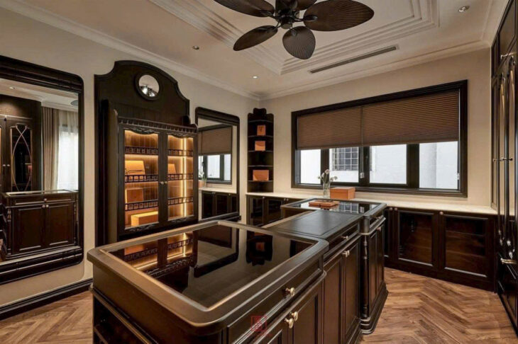 BIỆT THỰ SIÊU KHỦNG KHU VIP BA ĐÌNH SÁT HOÀN KIẾM,NỘI THẤT XA HOA TRANG TRỌNG,PHONG CÁCH KIẾN TRÚC