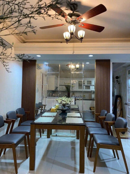 Cần bán căn hộ Q2 góc 3PN cực hiếm 117m2 giá 5tỷ1