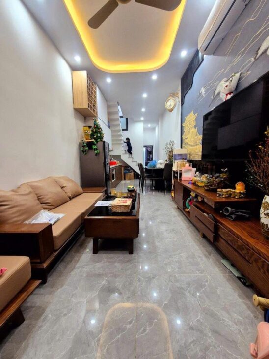BÁN NHÀ KHƯƠNG HẠ – NGÕ RỘNG 3 GÁC TRÁNH – DT 55m2 GIÁ HƠN 8 TỶ
