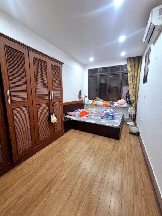 BÁN NHÀ KHƯƠNG HẠ – NGÕ RỘNG 3 GÁC TRÁNH – DT 55m2 GIÁ HƠN 8 TỶ