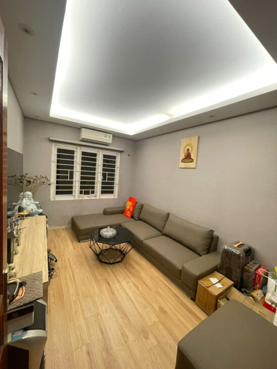 279 ĐỘI CẤN- OTO ĐỖ CỔNG – 45m2 – Ô CHỜ THANG MÁY – MÀ CHỈ NHỈNH 8