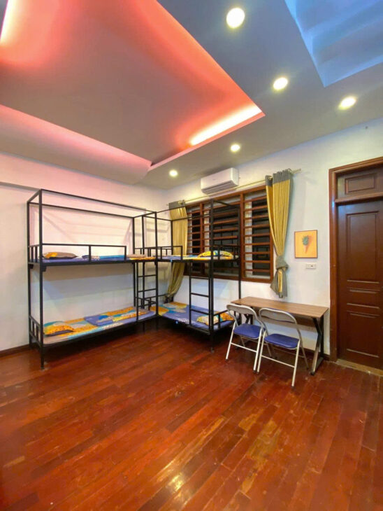 MẶT PHỐ VIP CẦU GIẤY, VỈA HÈ ĐÁ BÓNG, KINH DOANH ĐỈNH CAO, DT 56M² CHỈ HƠN 25 TỶ