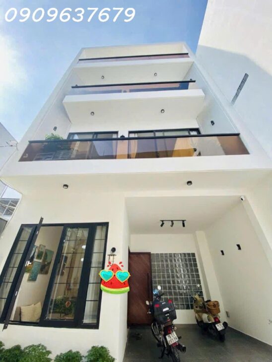 GV- SIÊU PHẨM XE VÀO NHÀ, XÂY MỚI 100% NGANG 6.5M 4 TẦNG, THIẾT KẾ HIỆN ĐẠI THIẾT BỊ THÔNG MINH 4 P