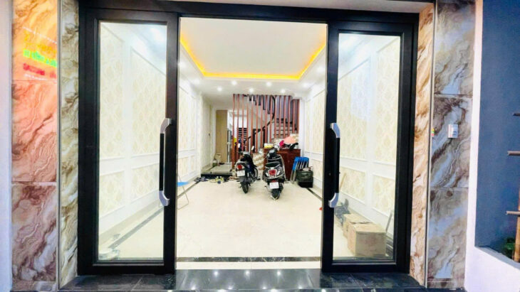 BÁN NHÀ KHƯƠNG ĐÌNH – GIÁ 15,9 TỶ – Ô TÔ TRÁNH – KINH DOANH ĐỈNH – NHÀ 6 TẦNG THANG MÁY