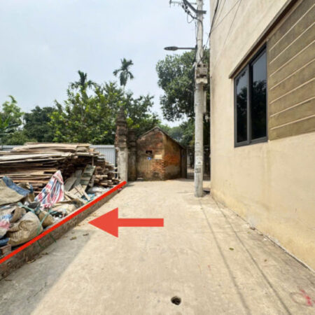 Bán 100m đất tổ 5, TT Quang Minh, Mê Linh. Cách 1 nhà tới trục chính, sân bóng