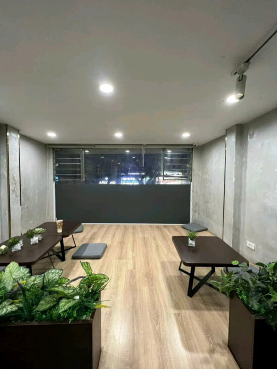 Bán nhà tây hồ hà nội. 51m, 7 tầng , giá 27,2 tỉ