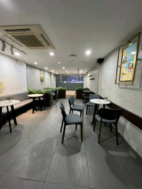 Bán nhà tây hồ hà nội. 51m, 7 tầng , giá 27,2 tỉ