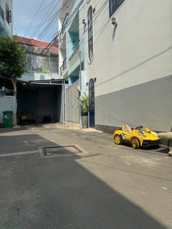 CĂN GÓC 4 Tầng DTSD: 130m2 – HẺM XE HƠI – 3PN.4WC – GÒ VẤP – Giá 6,75Tỷ