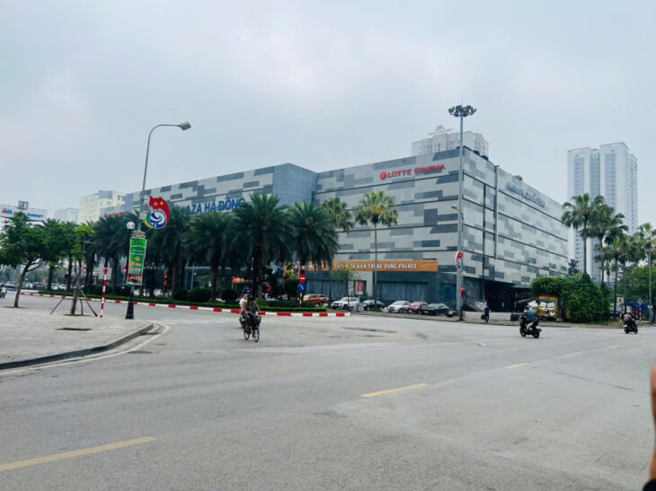 Nhà Trung Tâm Hành Chính Quận Hà Đông, 4 tầng vỉa hè kinh doanh đẳng cấp. Giá hơn 15 tỷ