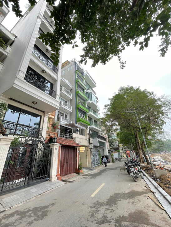 Bán nhà Mặt Phố Mai Anh Tuấn (Mặt Hồ Hoàng Cầu) 257/283m x 4Tầng, MT 8m 150 Tỷ