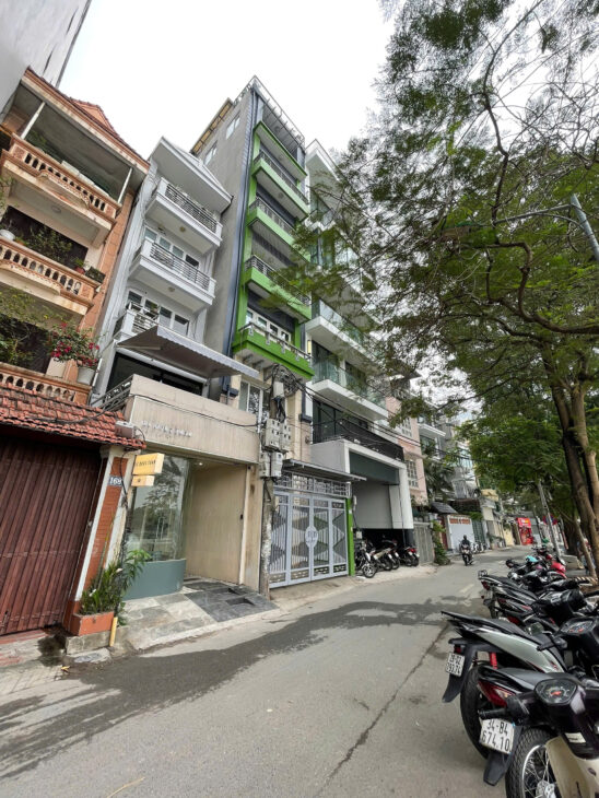 Bán nhà Mặt Phố Mai Anh Tuấn (Mặt Hồ Hoàng Cầu) 257/283m x 4Tầng, MT 8m 150 Tỷ