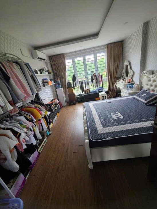 Bán nhà Quan Hoa, Cầu Giấy ,42 m2, 5 tầng, 4m mặt tiền, Giá đất từ 13.9 tỷ.