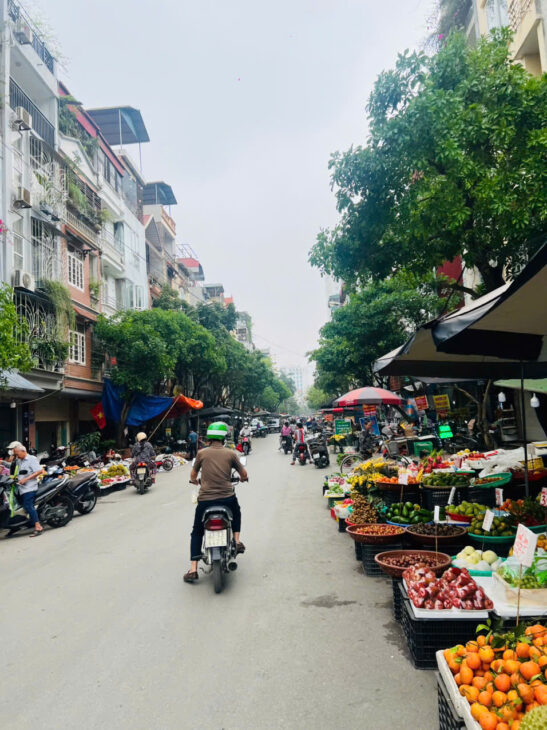 Mặt chợ Bông Đỏ Ngô Thì Nhậm, 50m 5 tầng kinh doanh sầm uất đa dạng. Giá 20.x tỷ