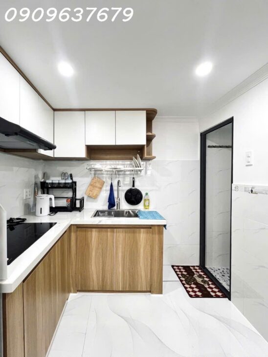 NHỎ XINH KHU VIP TRUNG TÂM Q10 – NHÀ 3 TẦNG MỚI ĐẸP 100% – HẺM THÔNG – NGANG 3 NỞ HẬU 4 – KHU VỰC