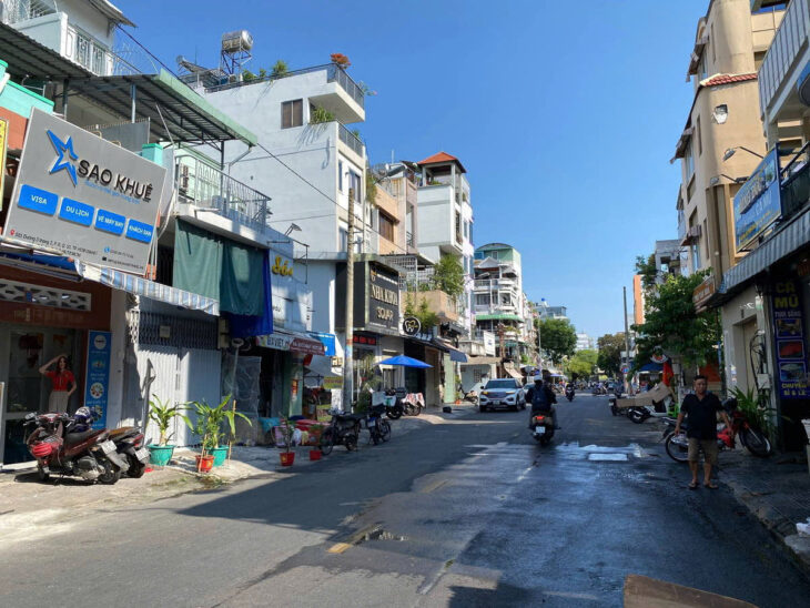 Nhà Mặt Tiền Gốc, Nguyễn Tiểu La Quận 10, 35m2 Cấp4 sổ vuông ,Hoàn Công Đủ Dưới 11 tỷ TL