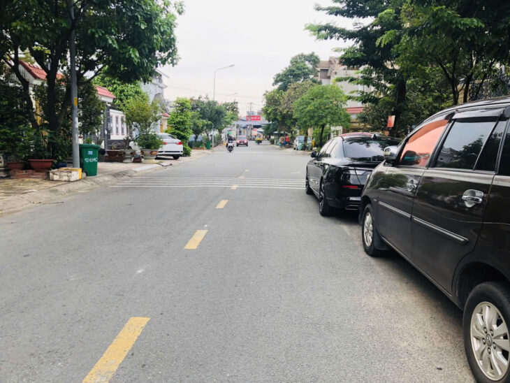 BÁN NHÀ NHÀ KHU GIA HÒA , ĐƯỜNG NGUYỄN ĐÌNH THI, PHƯỚC LONG B, THỦ ĐỨC,22,5 TỶ,Dt:140m2(7×20)
