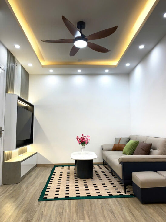 Bán lỗ căn hộ chung cư HH Linh Đàm, quận Hoàng Mai, 56m2, sửa mới koong, full nội thất y hình, giá