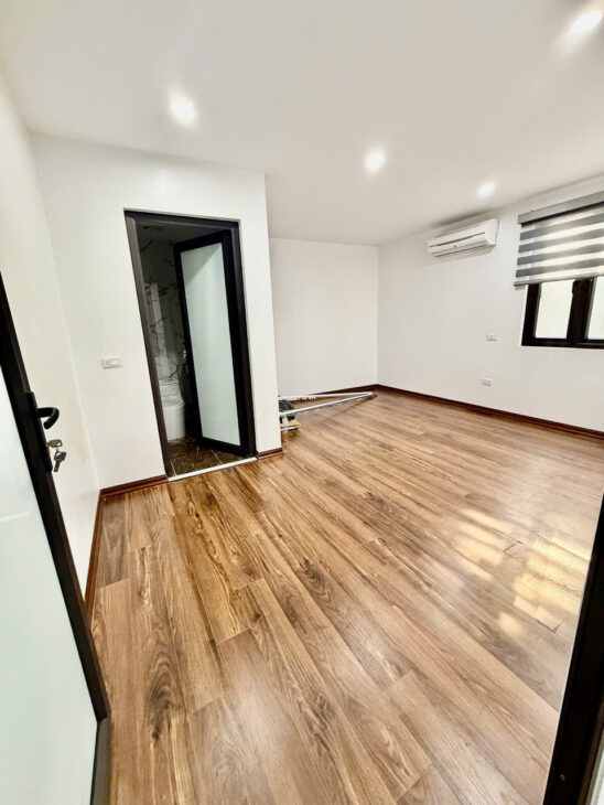 BÁN NHÀ PHỐ NGUYỄN CAO 5 TẦNG Ô TÔ ĐỖ CỬA