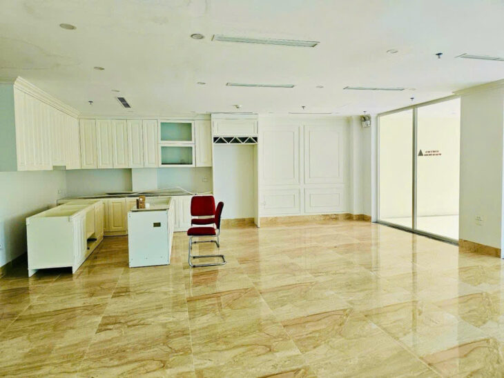 Bán tòa nhà triệu đô Ngọc Thụy, 234m2, 8 tầng, MT8.6m, con phố kinh doanh bậc nhất Ngọc Thụy, giá