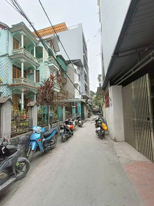 PHÚ THƯỢNG – ĐẤT ĐẸP VUÔNG – CÁCH UBND VÀI TRĂM M – NGÕ 3.1-3.9M